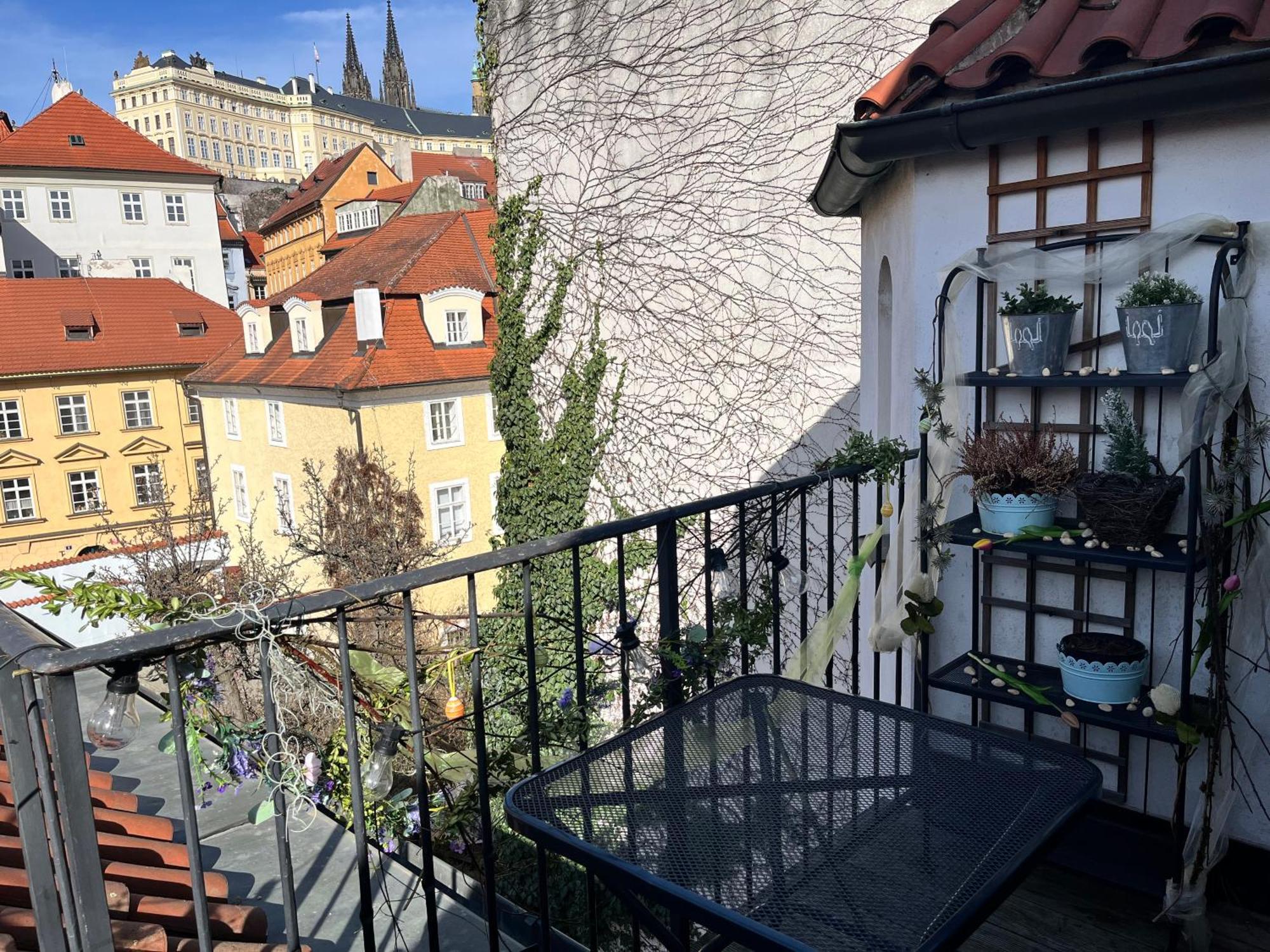 Apartman Mala Strana Praga Exterior foto